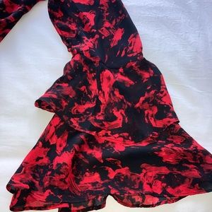 Elegant, flowy , knee high cocktail dress for sale. In perfect condition.